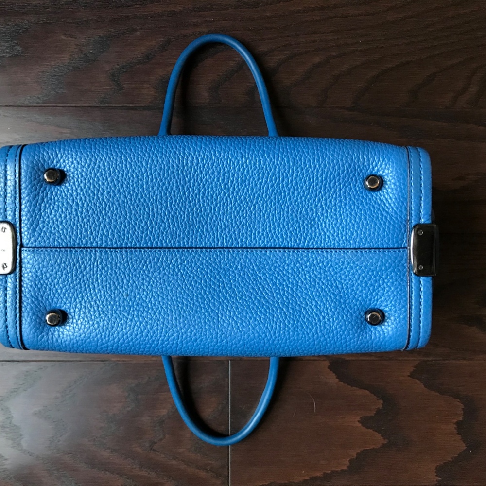 Coach Handbag - Picture 5 of 7